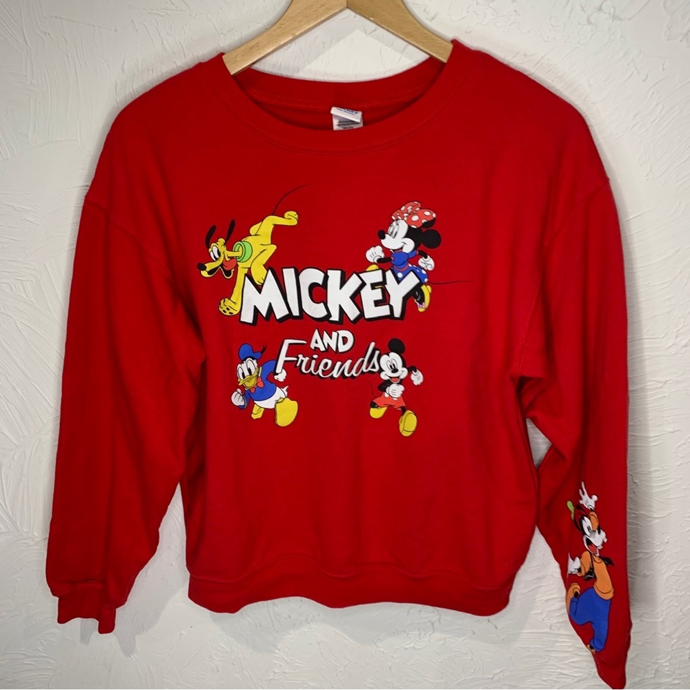 Mickey and Friends Red Crewneck Sweatshirt Womens Size Medium Disney